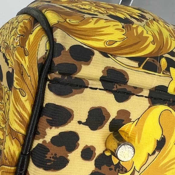 Gianni Versace sunburst Boston bag - Picture 6 of 13